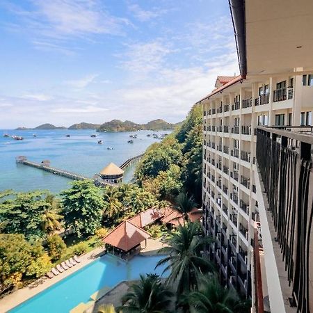 Laprima Hotel Лабуан-Бахо Экстерьер фото